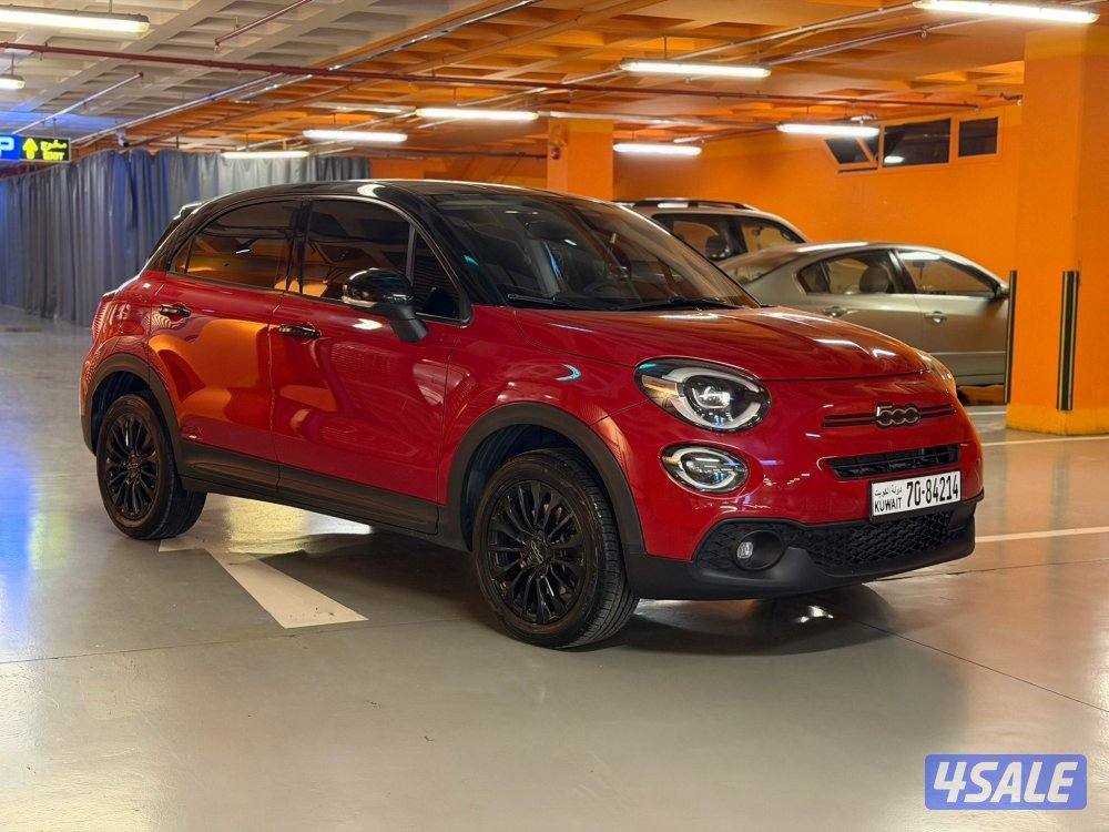 فيات 500X موديل 2023 عداد قليل 55 الف بحالة الوكاله بلاك اديشن3