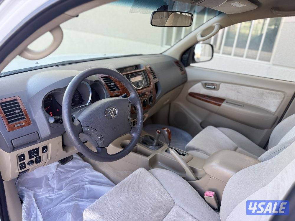 تويوتا فورتنر - موديل 2011 - عداد 313 - دبل جير - وارد الساير6