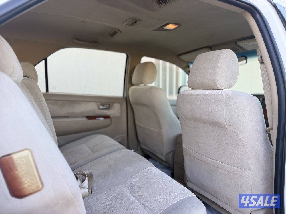 تويوتا فورتنر - موديل 2011 - عداد 313 - دبل جير - وارد الساير7