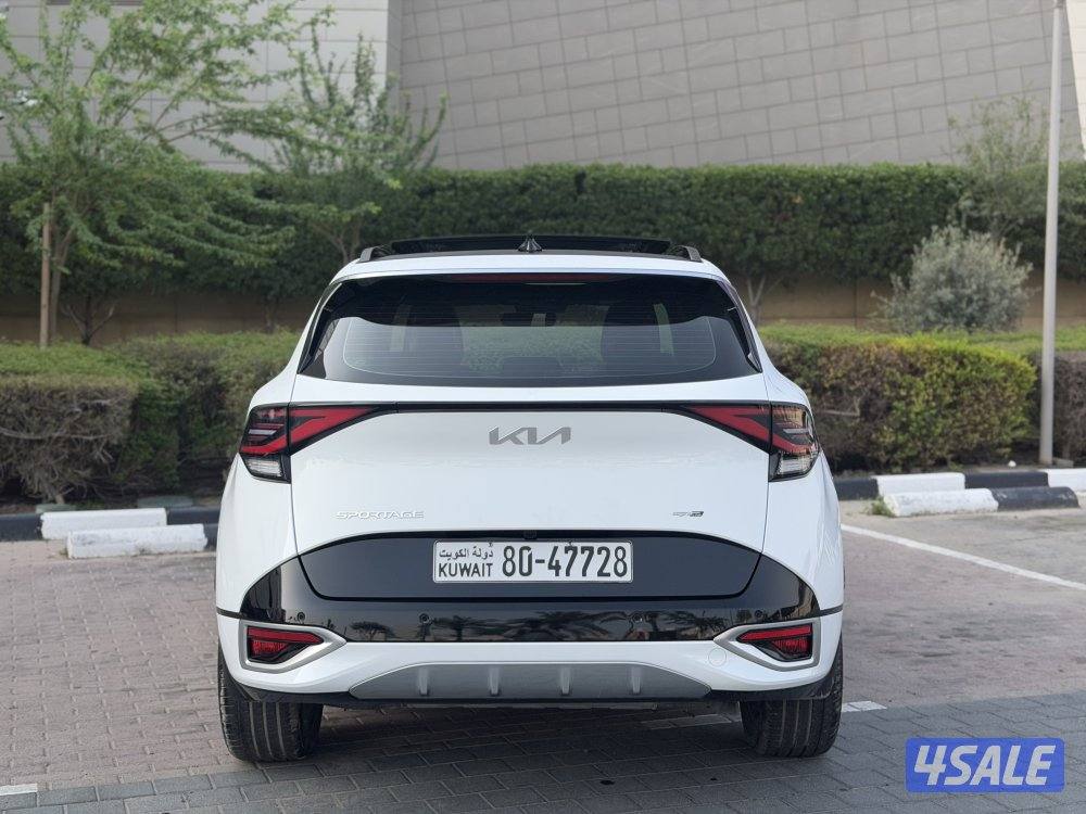 كيا سبورتاج GT LINE موديل 2023 عداد قليل 13 الف كم تحت الكفاله9