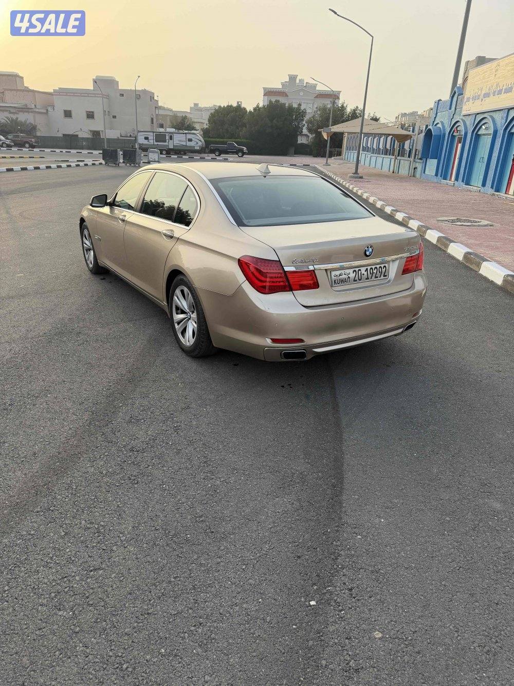 للبيع بي ام دبيلو 730Li3