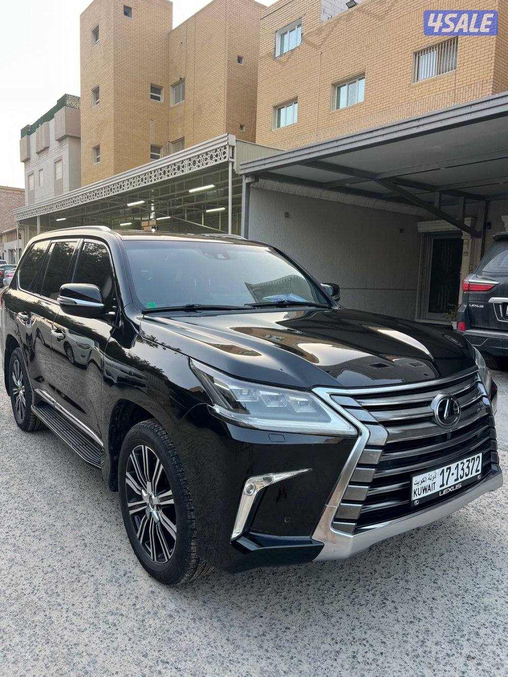 للبيع لكزس موديل 20204