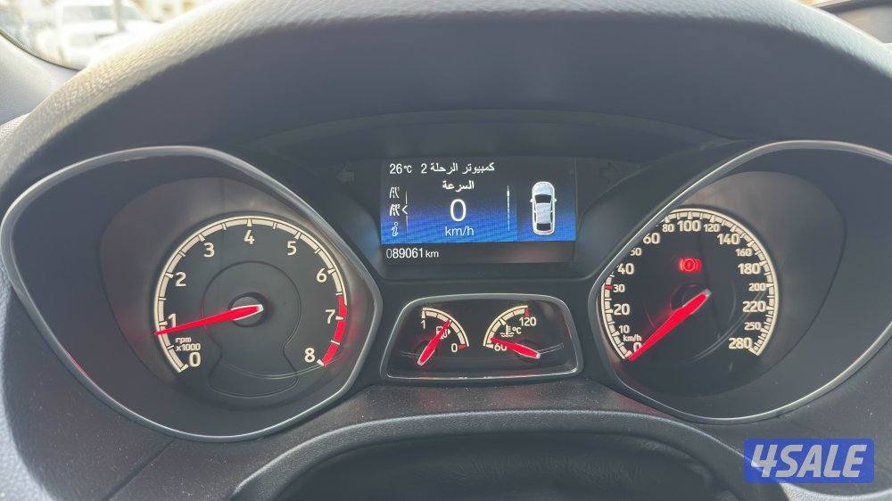 للبيع فورد فوكس ST قير عادي شرط الفحص5