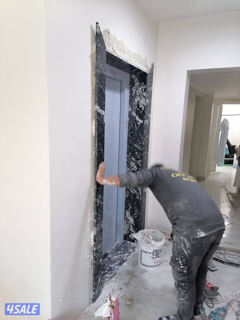 فني تركيب جميع انواع السيراميك والجيرانيت والرخام .باركية . درج .وجار6