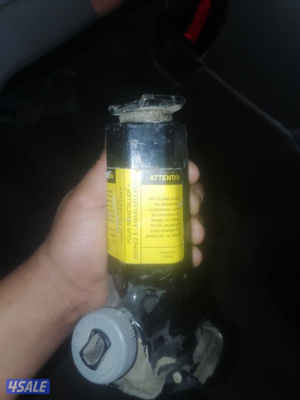 فني تركيب جميع انواع السيراميك والجيرانيت والرخام .باركية . درج .وجار13