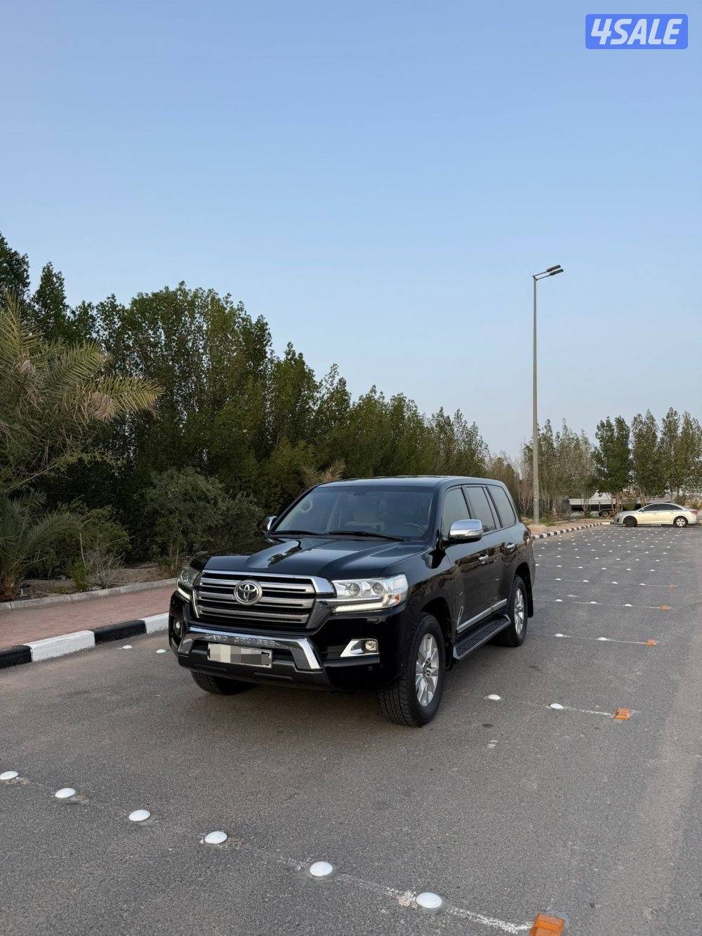 لاندكروزر GXR وارد الساير1