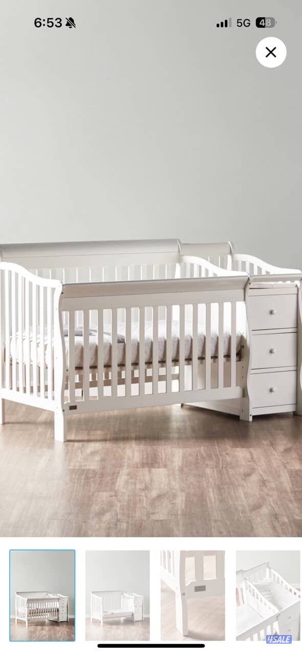 للبيع سرير و ادراج تبديل للبيبي من giggles شبه جديد لا يوجد فيه اي خدش2