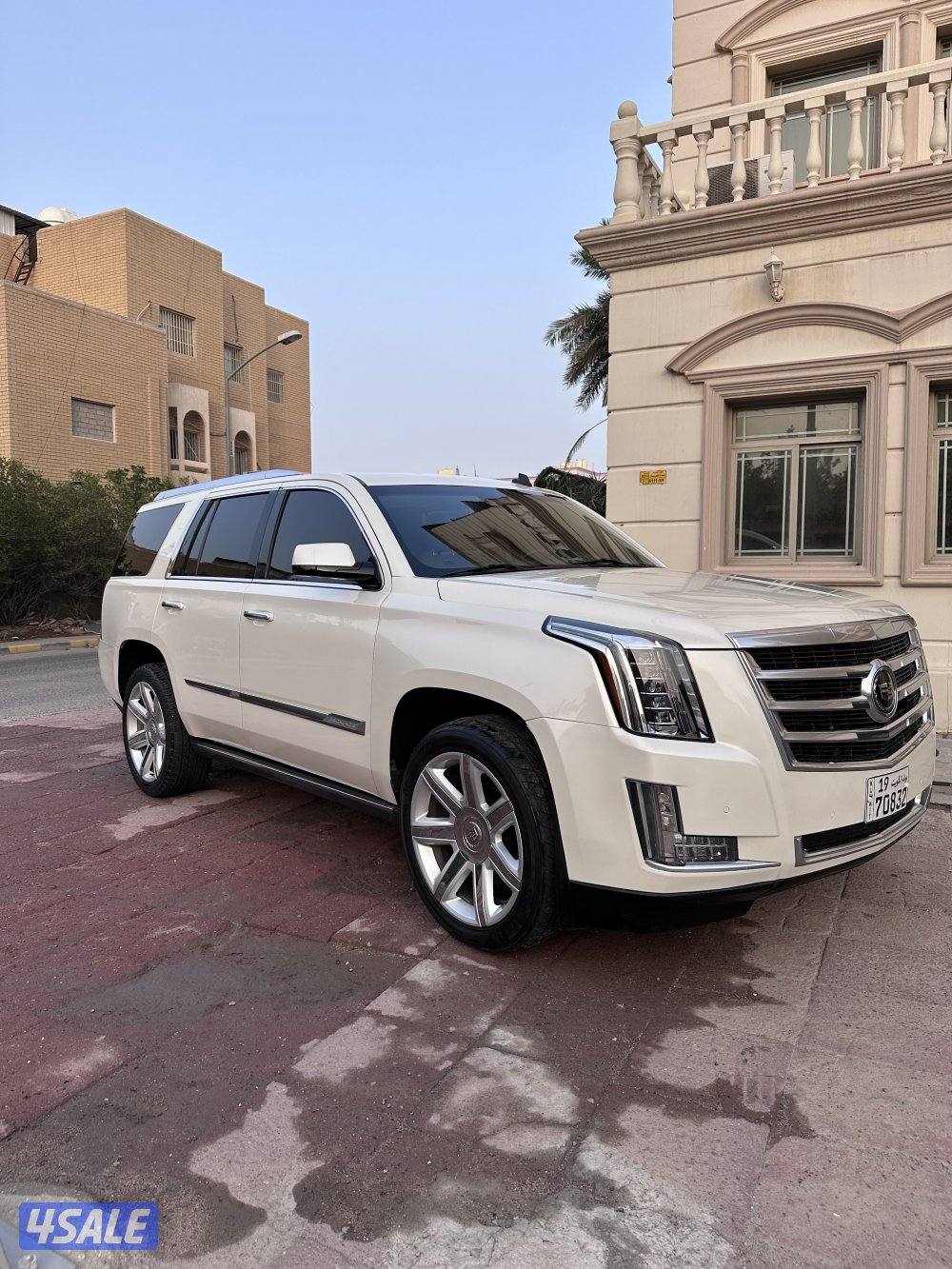 للبيع اسكاليد 2015 بريميوم1