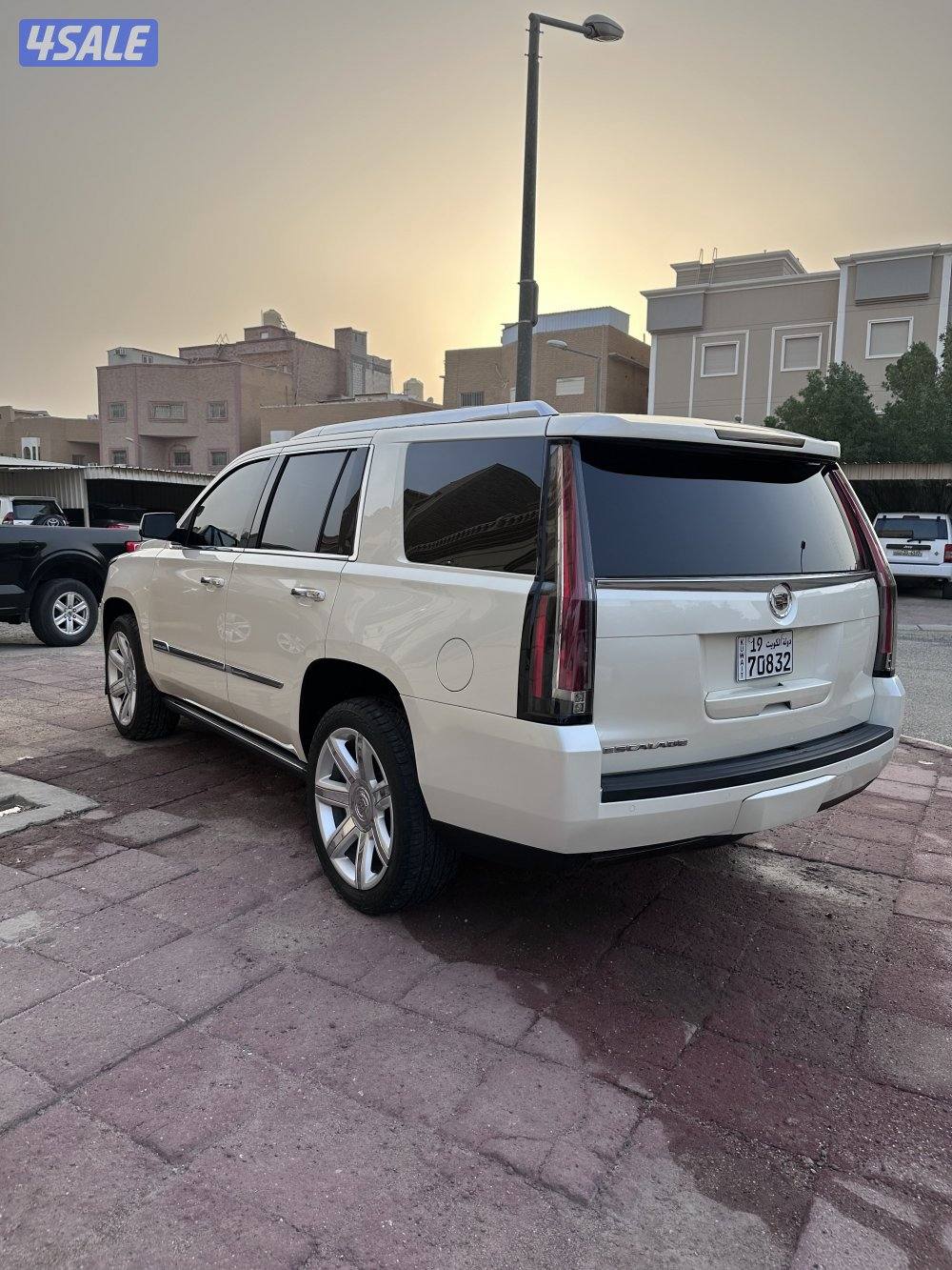 للبيع اسكاليد 2015 بريميوم4