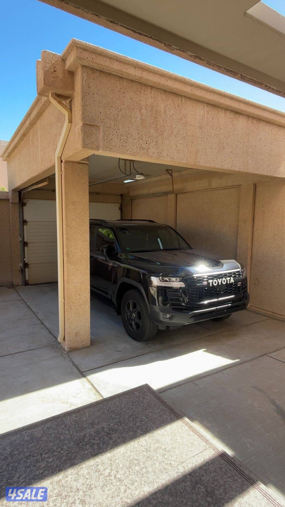 للبيع لاند جي ار شرط الفحص بالكامل ماش 47 الف مكفول لين سنه 202910