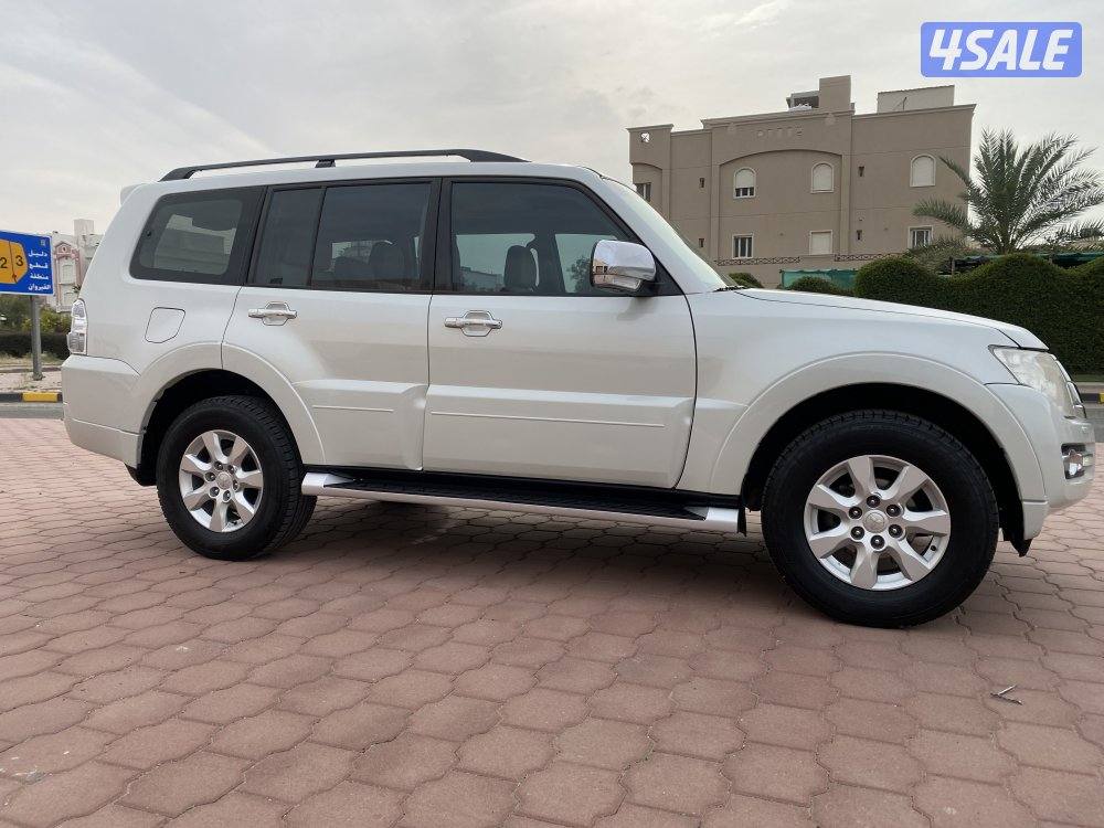 للبيع جيب باجيرو موديل 2017 صبغ الوكالة كأمل الموصفات4