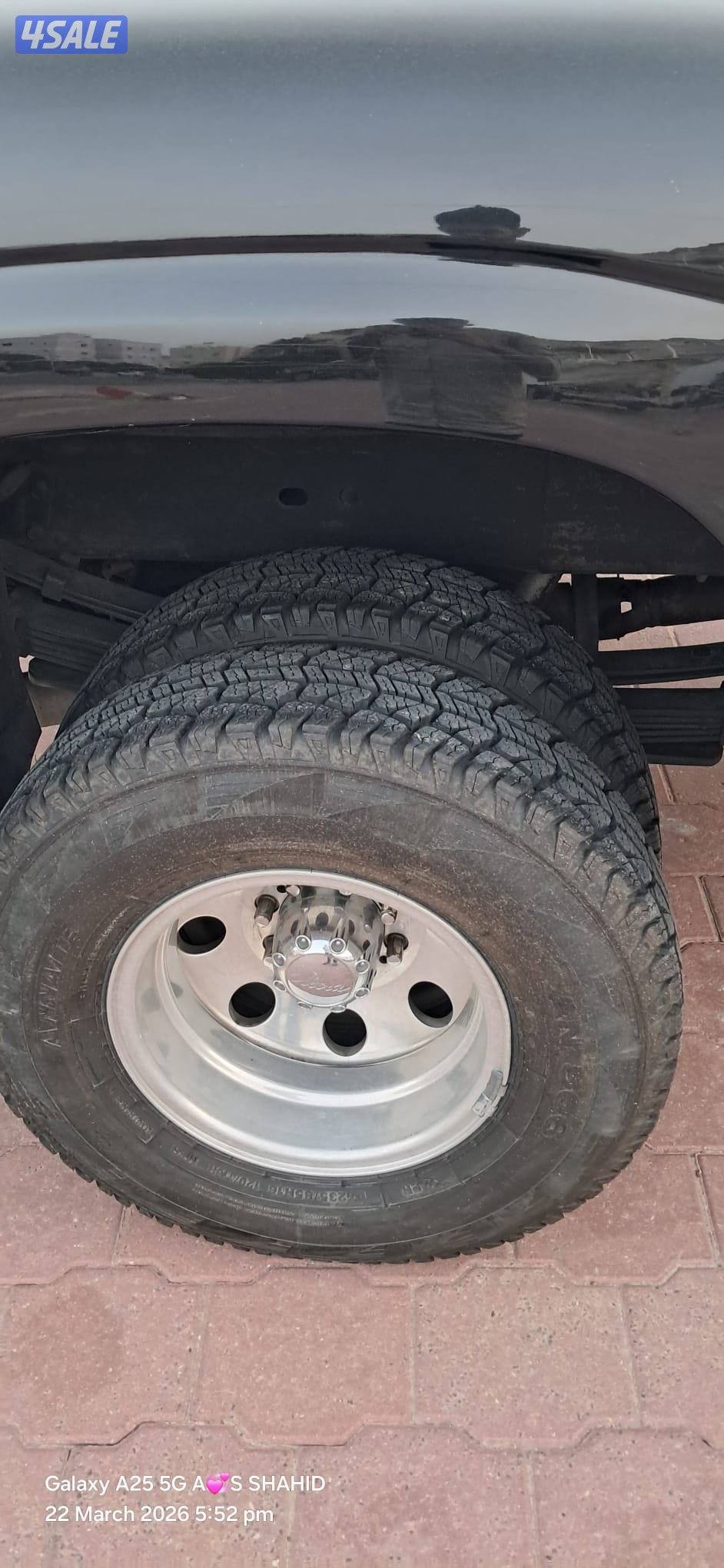 للبيع ديولي علي ٦ تواير ربع حجري جدد شرط النظافه4