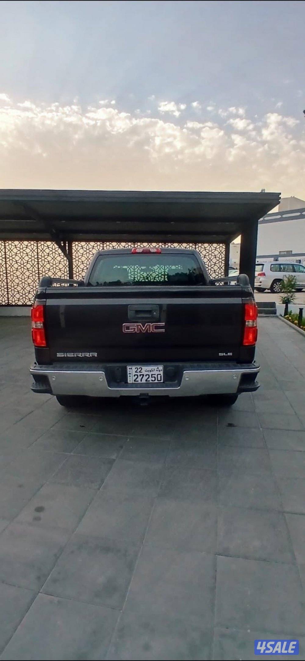 جمس سييرا ٢٠١٥ Z71 دبل كاميرا سناسر ماشي ١٦٨ وارد قطر صبغ وكاله0