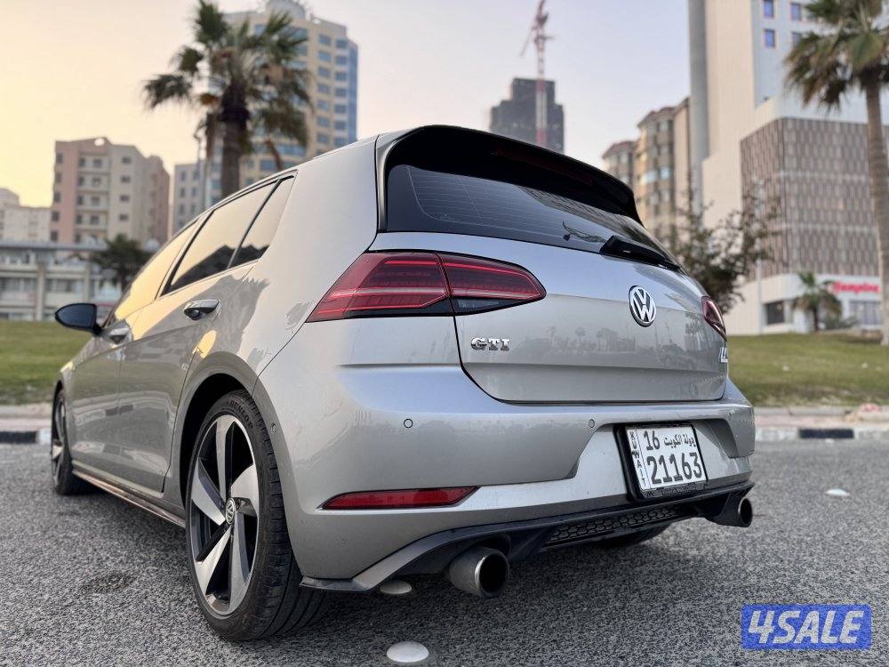 جولف Gti موديل 2019  صبغ الوكاله3