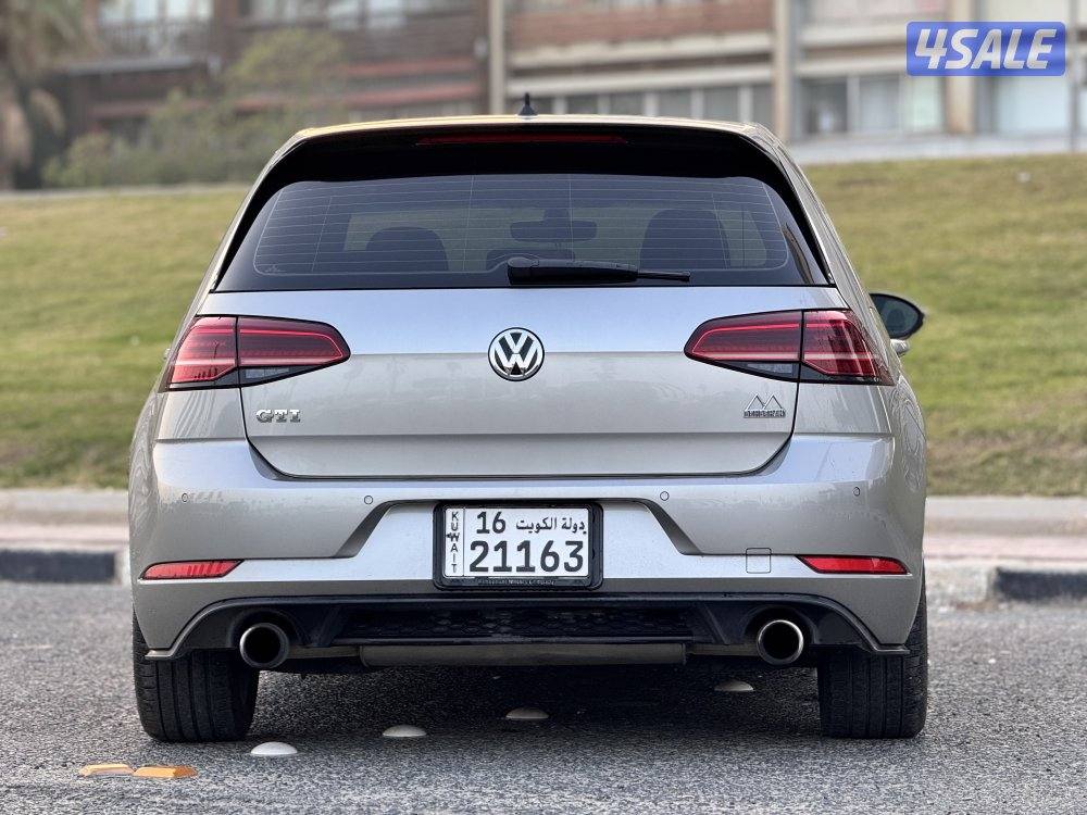 جولف Gti موديل 2019  صبغ الوكاله6