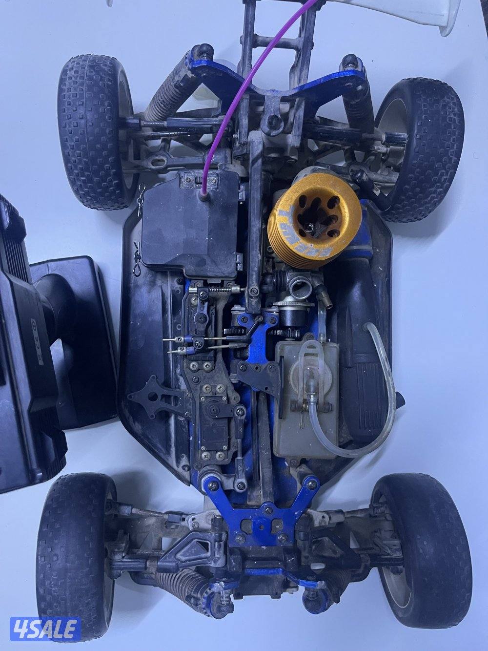 سياره بانزين1