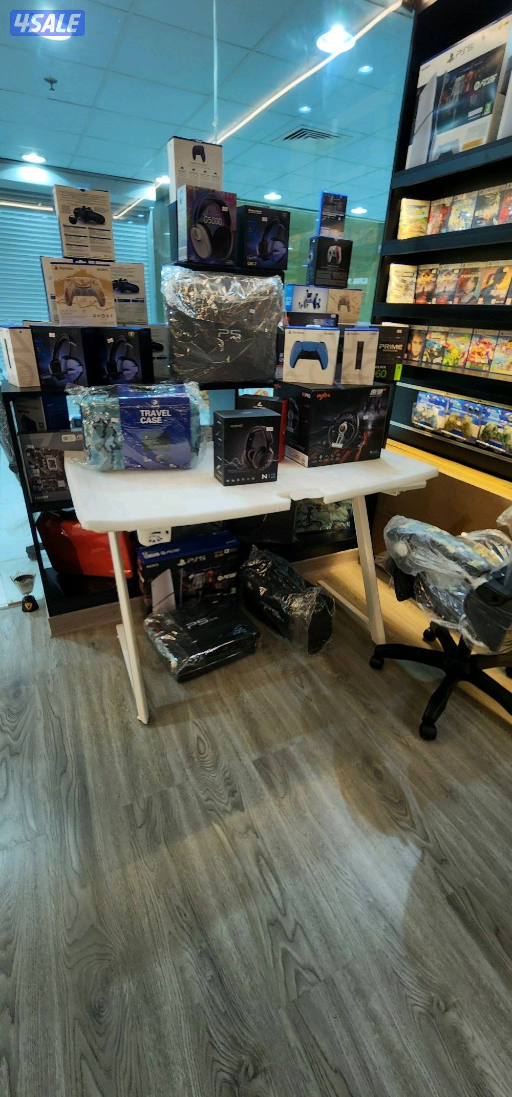 محل سوني 4،5 اشرطة واكسسوارات2