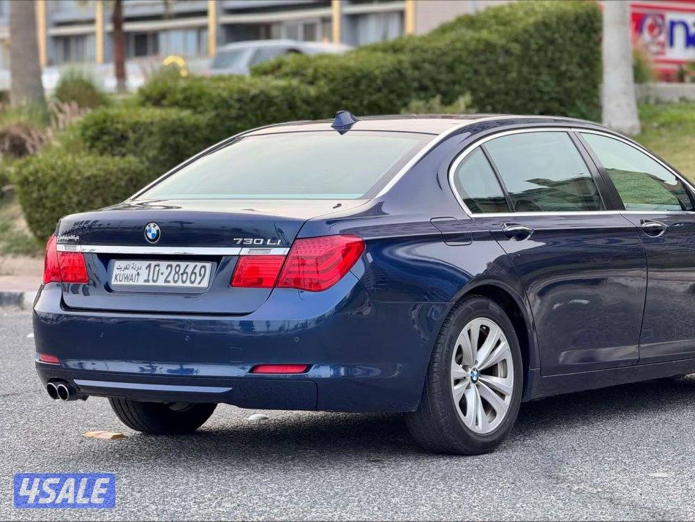 بي ام 730 موديل 20112