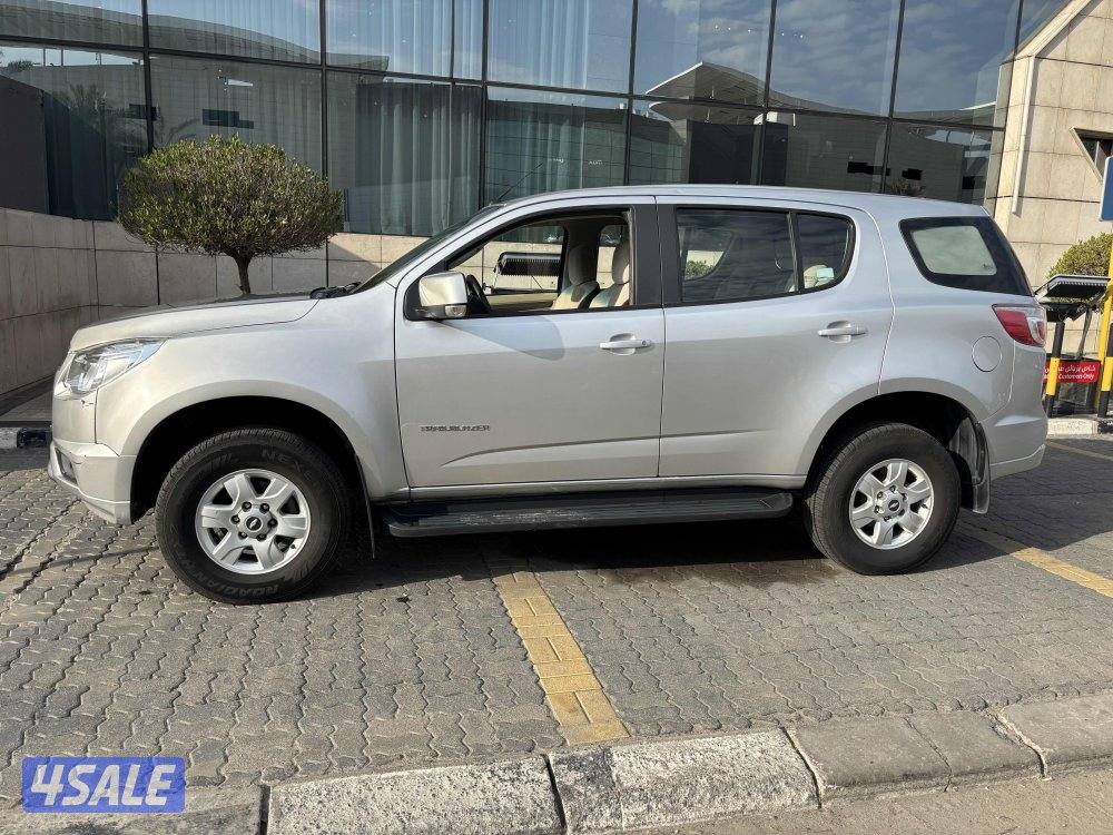 للبيع جيب شفر بليزر موديل 2016 بحاله ممتازه سرفس وكاله0