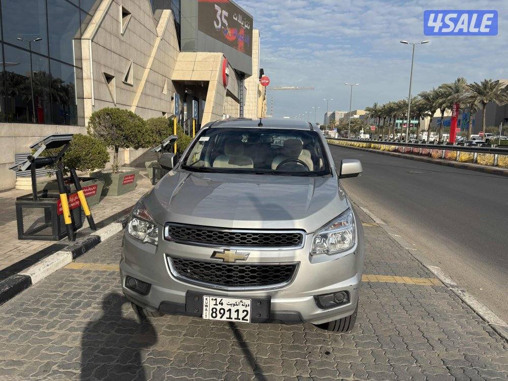 للبيع جيب شفر بليزر موديل 2016 بحاله ممتازه سرفس وكاله11