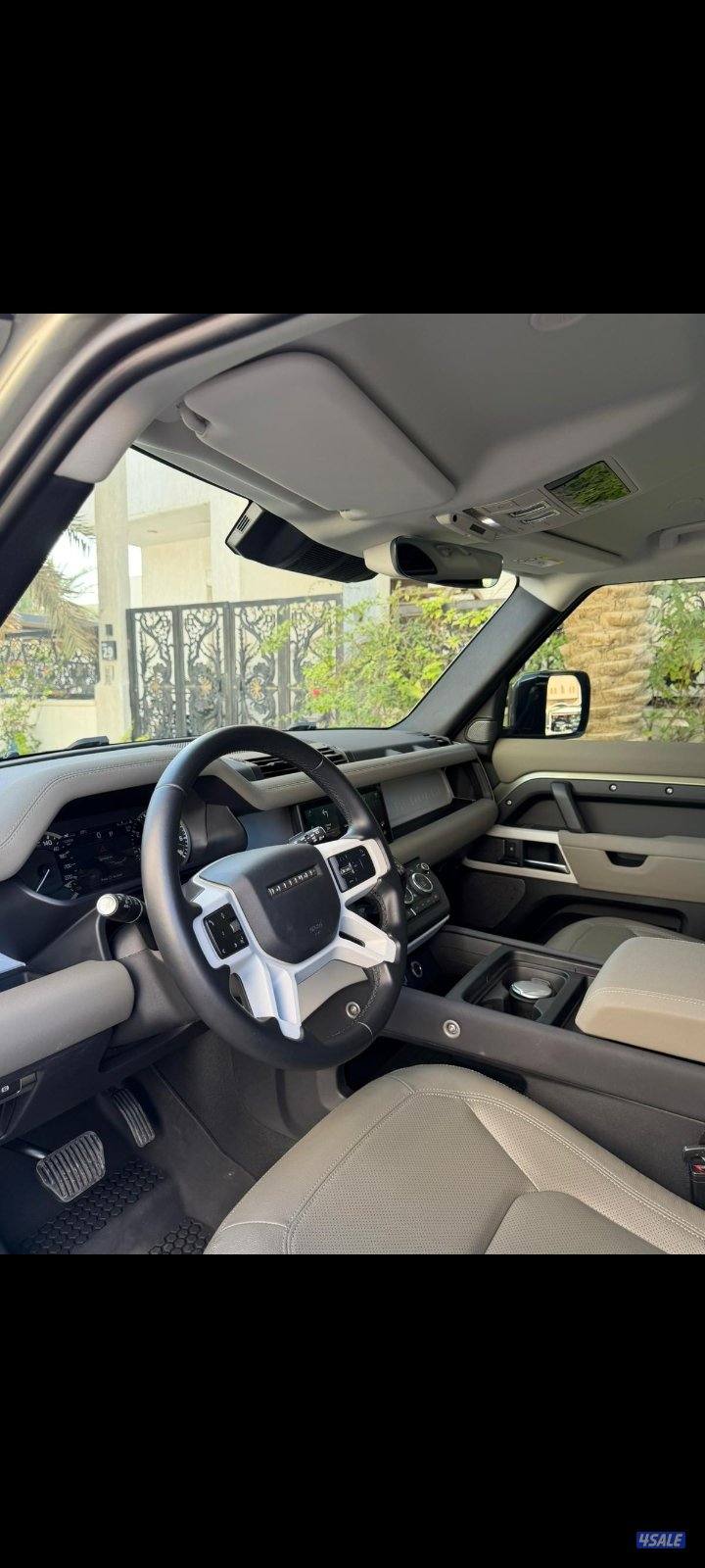 للبيع لاند روفر  ديفندر 6 سلندر1