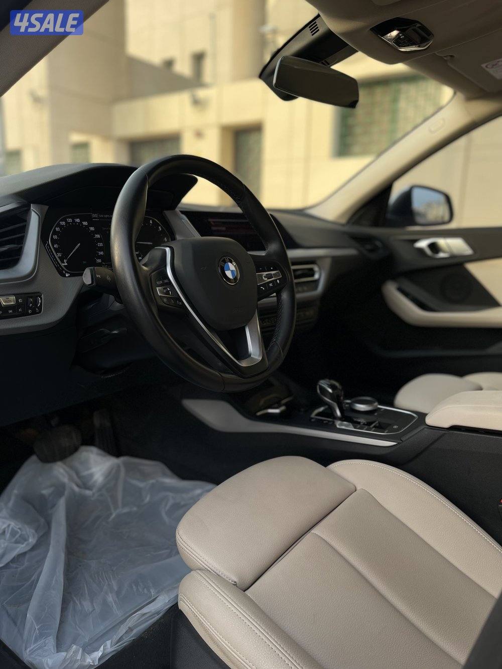 للبيع بي ام دبليو 218i موديل 2021 وارد الغانم شرط الفحص بالكامل4