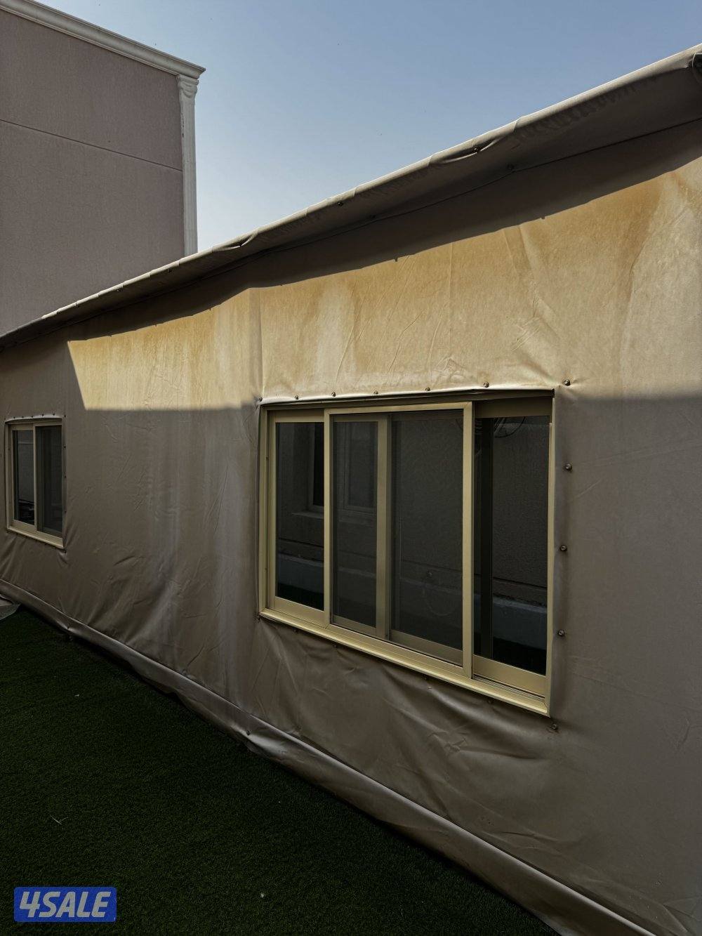 للبسع خيمه جاهزة مع الفرش  قياس 4  في 61