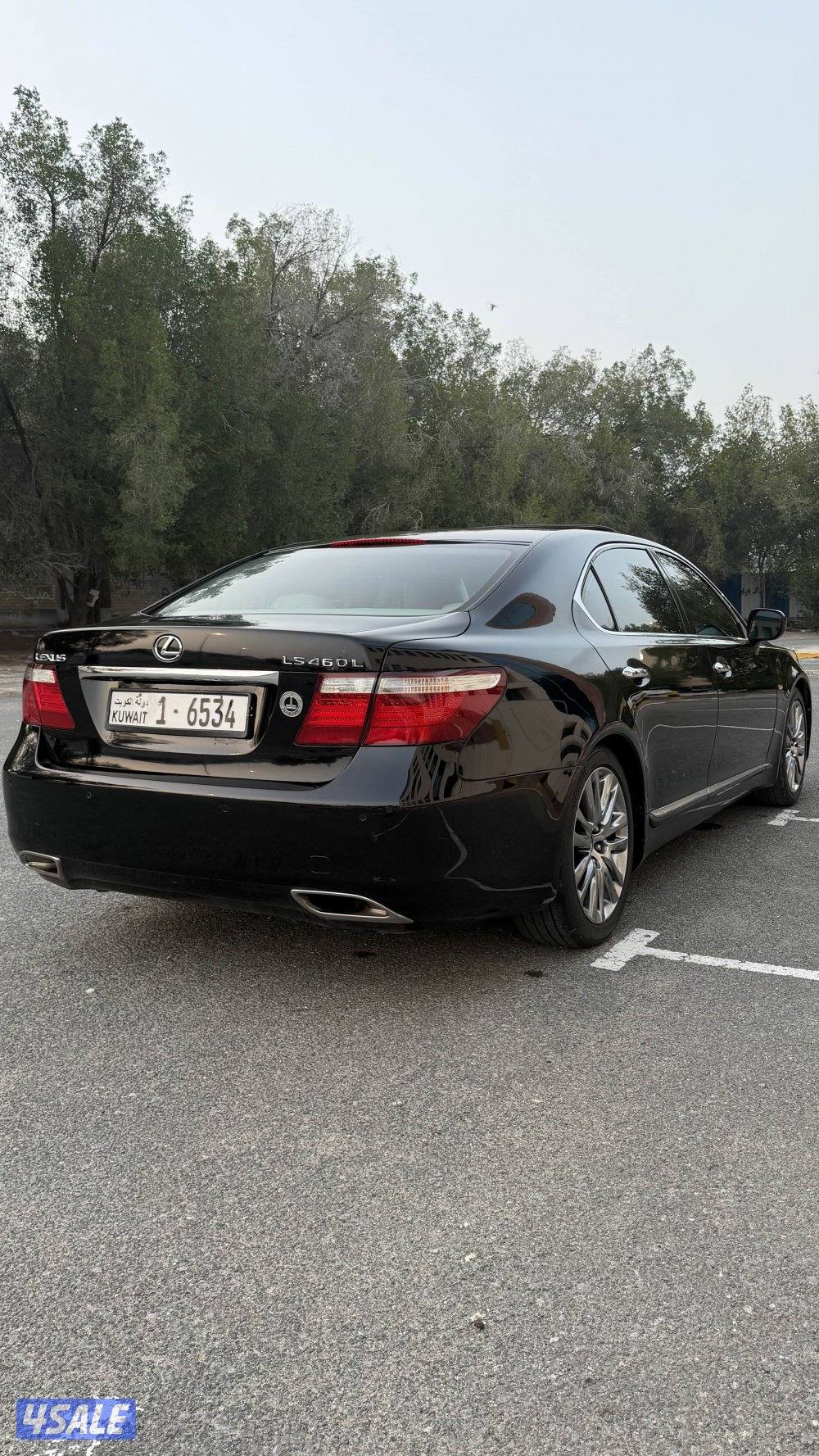 للبيع لكزس ٤٦٠ قمه بالنضافه2