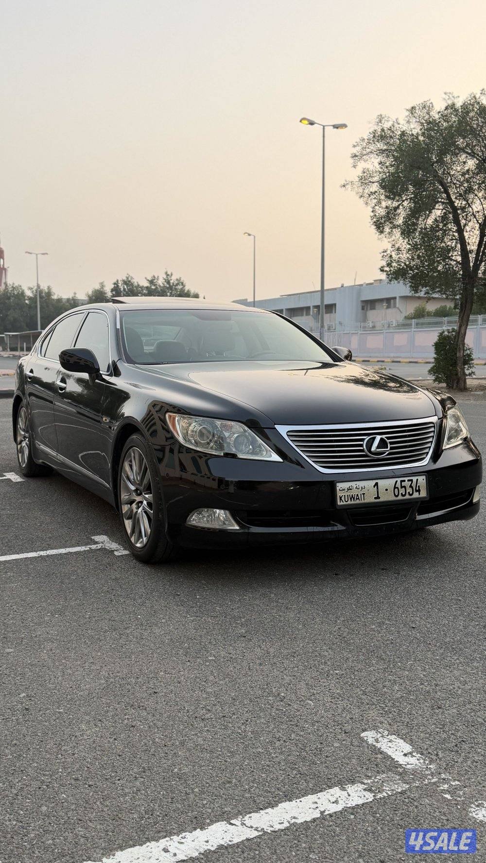 للبيع لكزس ٤٦٠ قمه بالنضافه3