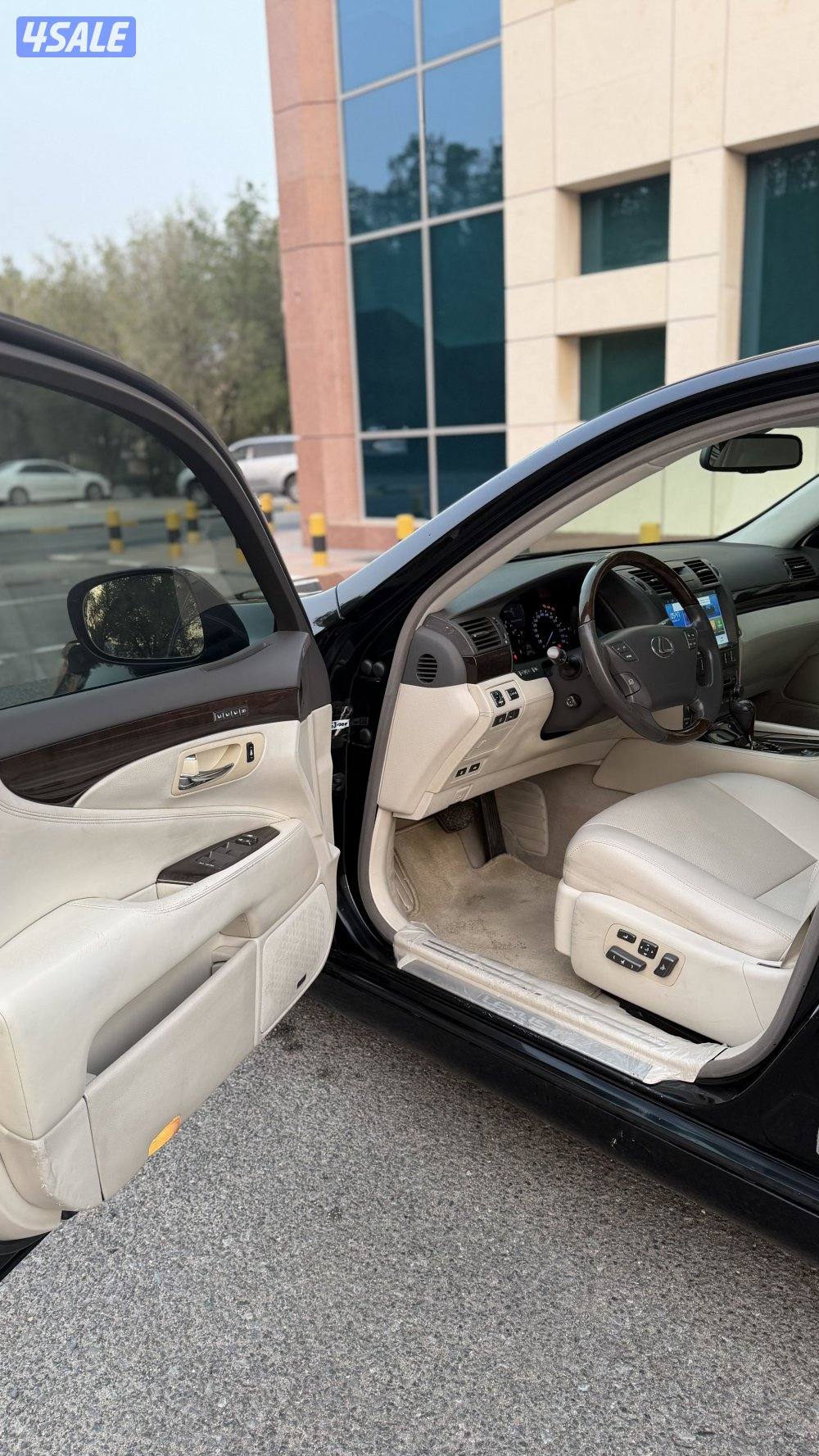 للبيع لكزس ٤٦٠ قمه بالنضافه5