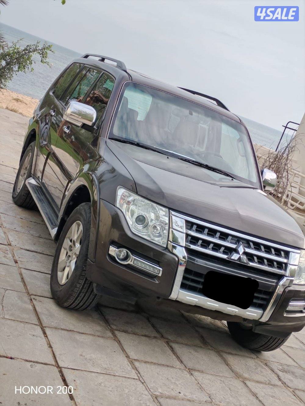 للبيع باجيرو 2018 بحالة ممتازة2