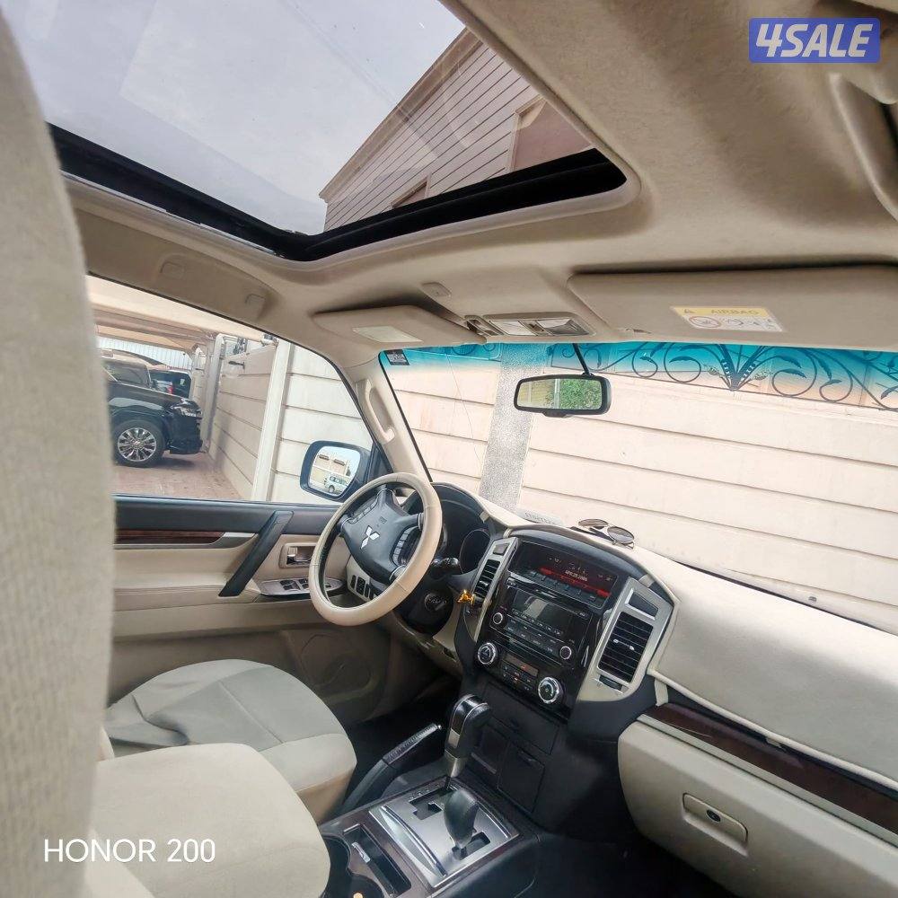 للبيع باجيرو 2018 بحالة ممتازة3