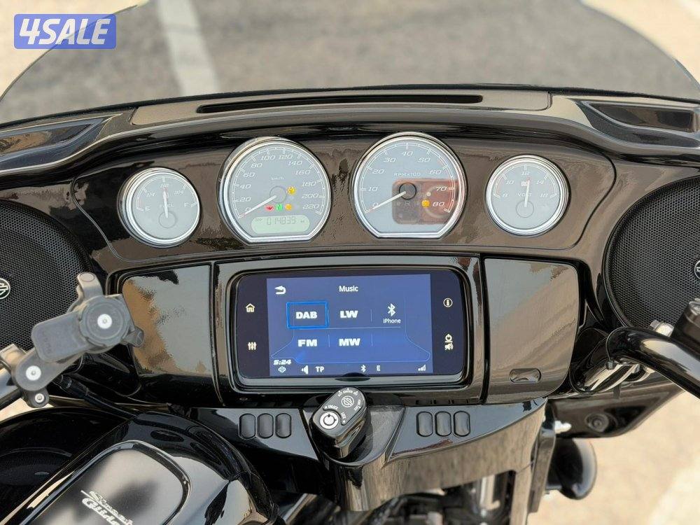 للبيع هارلي ديفيدسون ستريت قلايد 117CC ST7