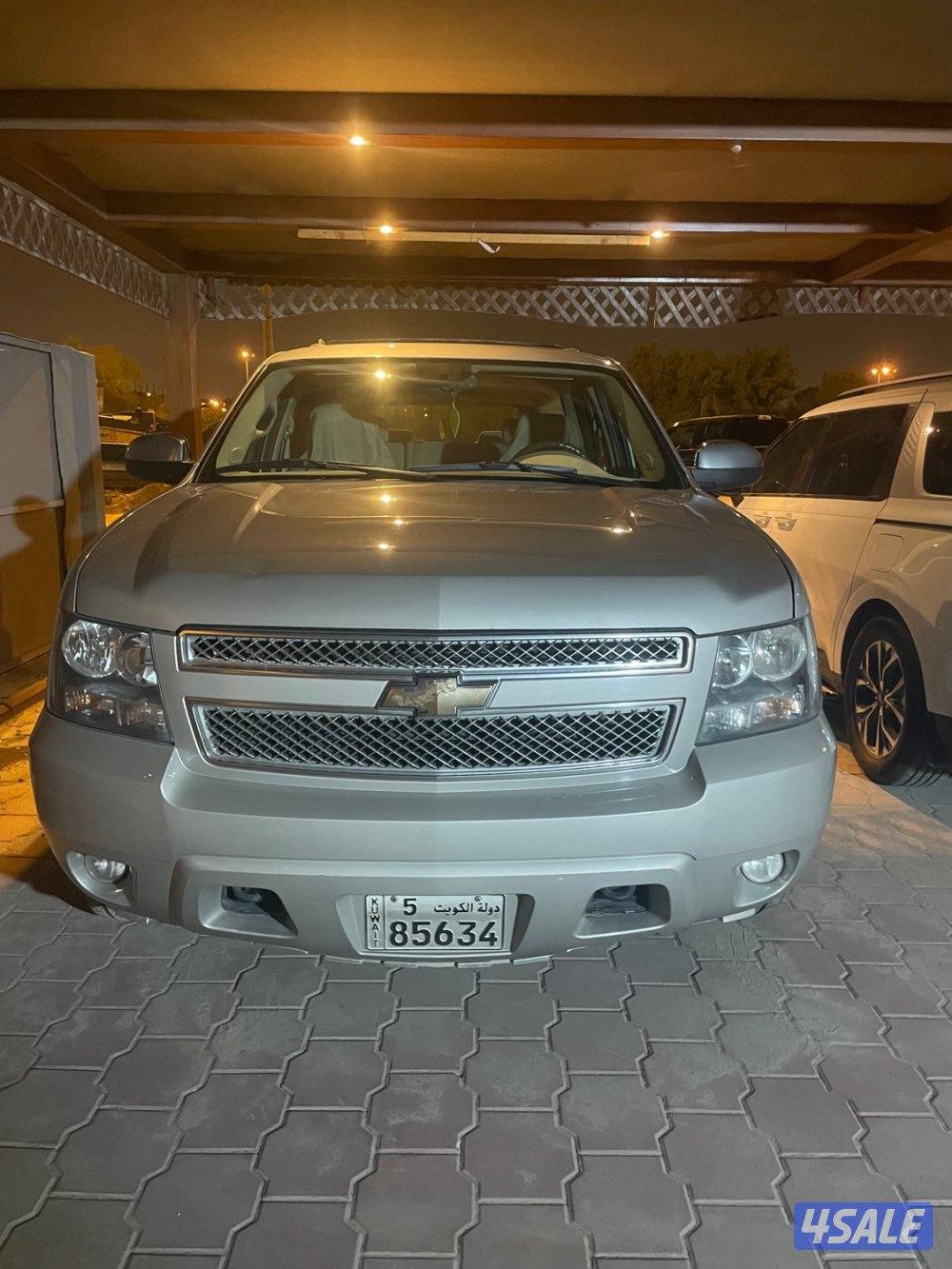 للبيع تاهو LT موديل ٢٠٠٩  ذهبي  صبغ وكاله ونظيف من الداخل وشرط الفحص0