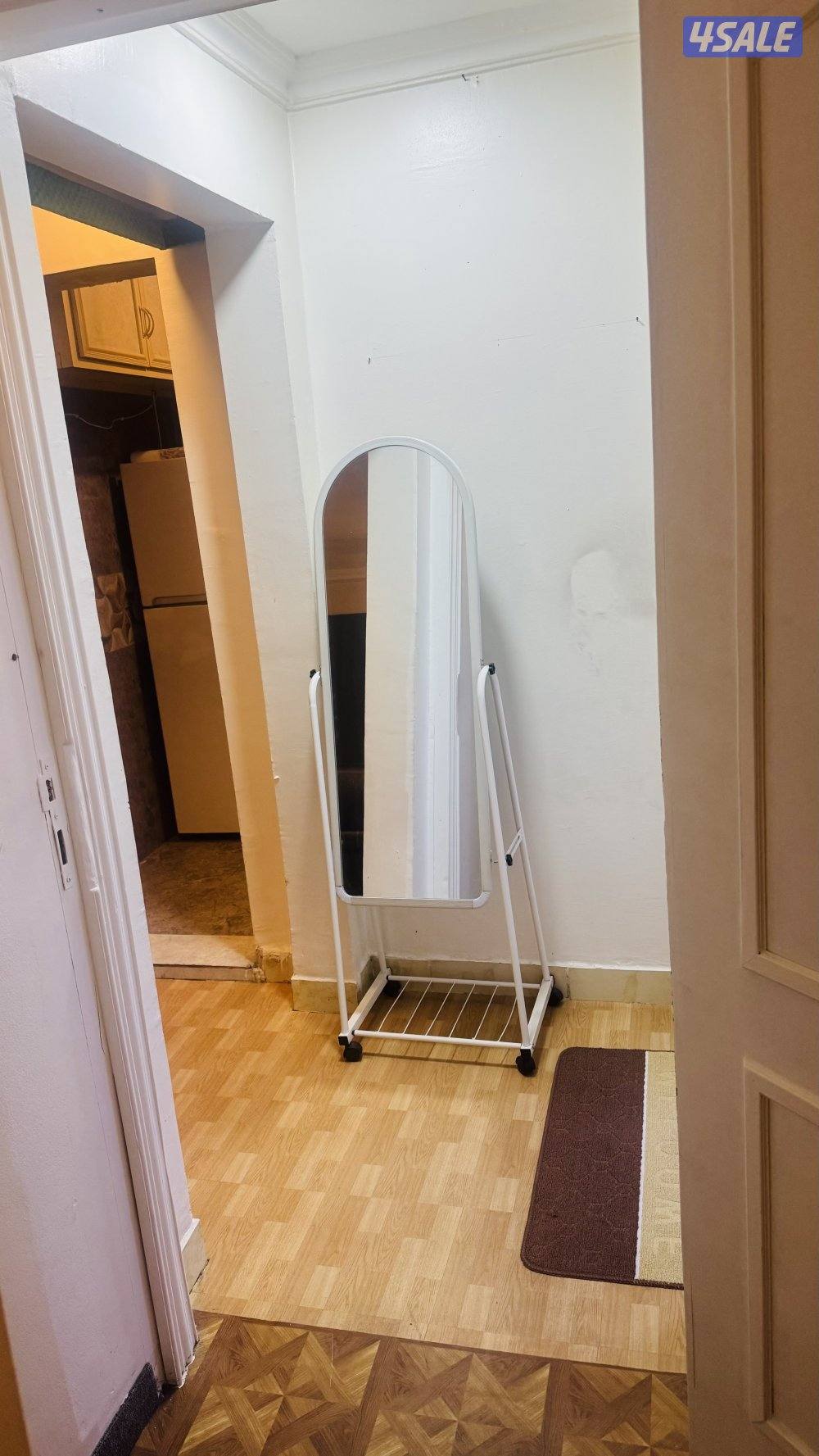 شقه خلو للايجار بحولي غرفة وصالة وحمام ومطبخ7