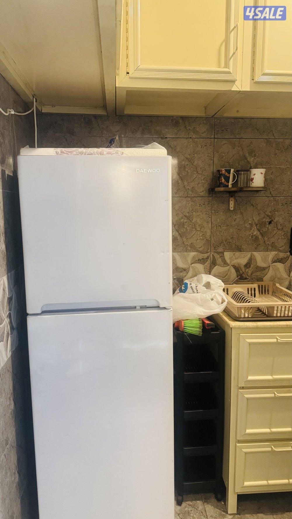 شقه خلو للايجار بحولي غرفة وصالة وحمام ومطبخ8