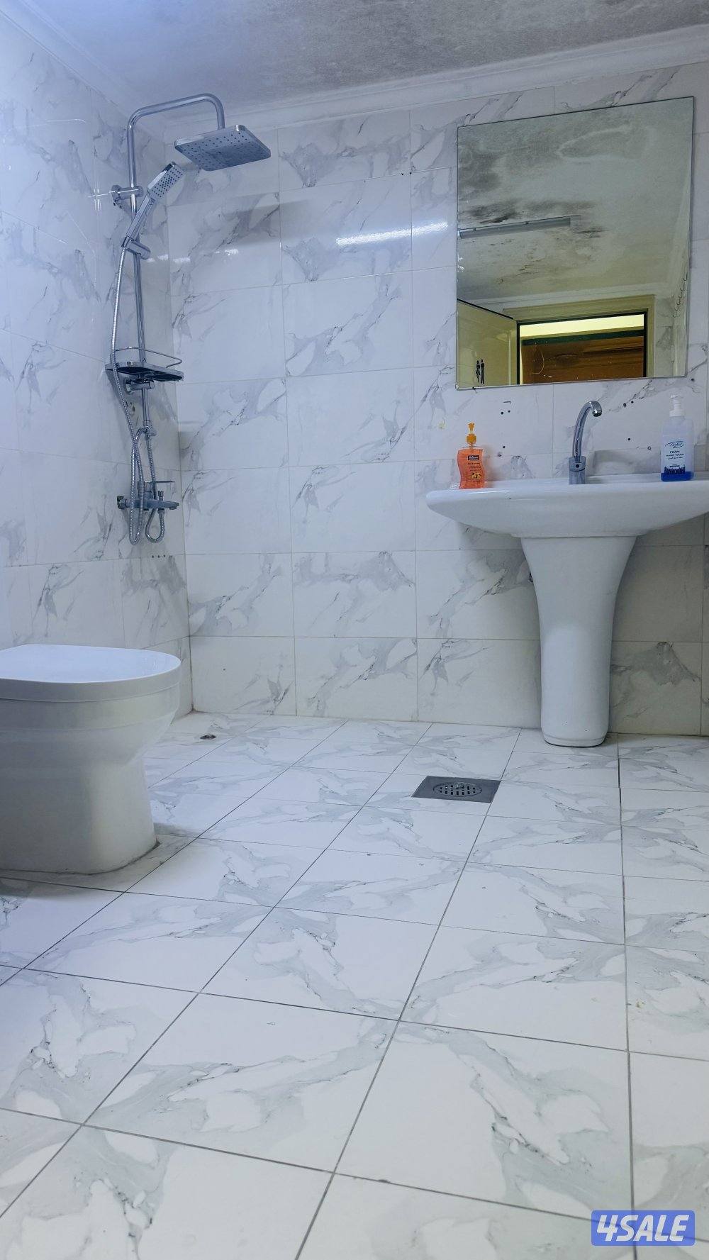 شقه خلو للايجار بحولي غرفة وصالة وحمام ومطبخ10