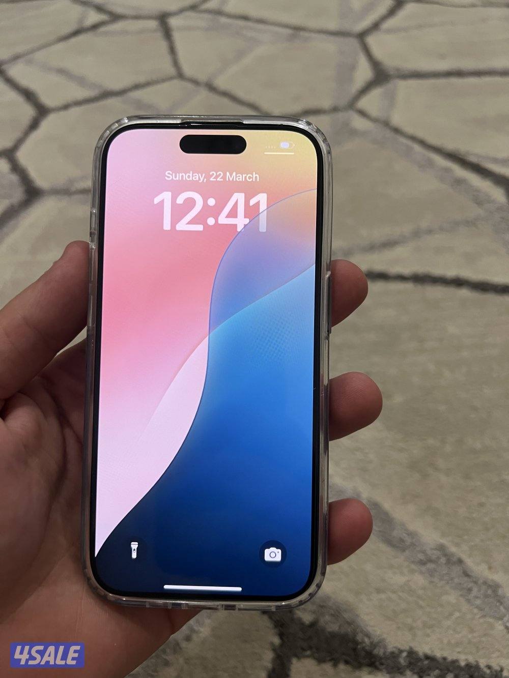 للبيع ايفون 15 برو 265 قيقا0