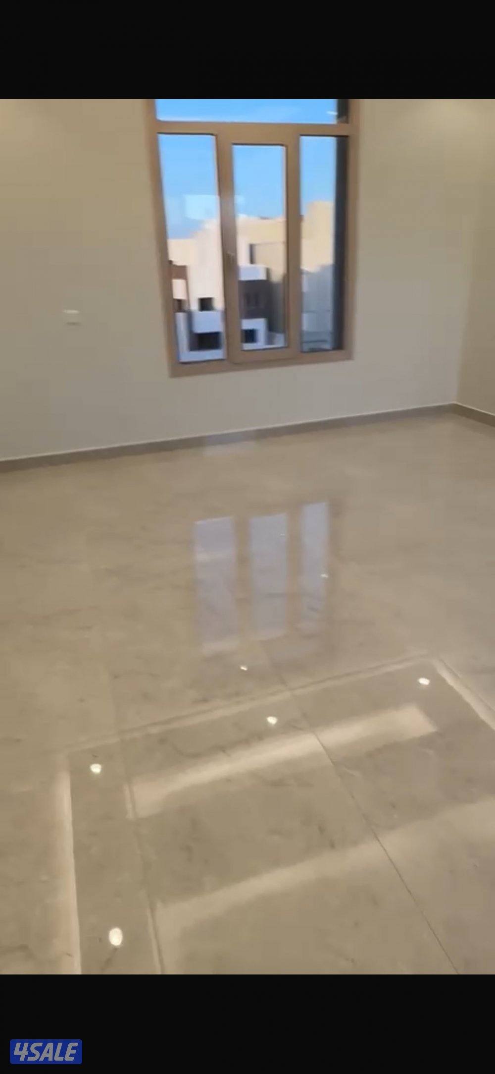 شقه مميزه وكبيره للإيجار بغرب عبد الله المبارك0