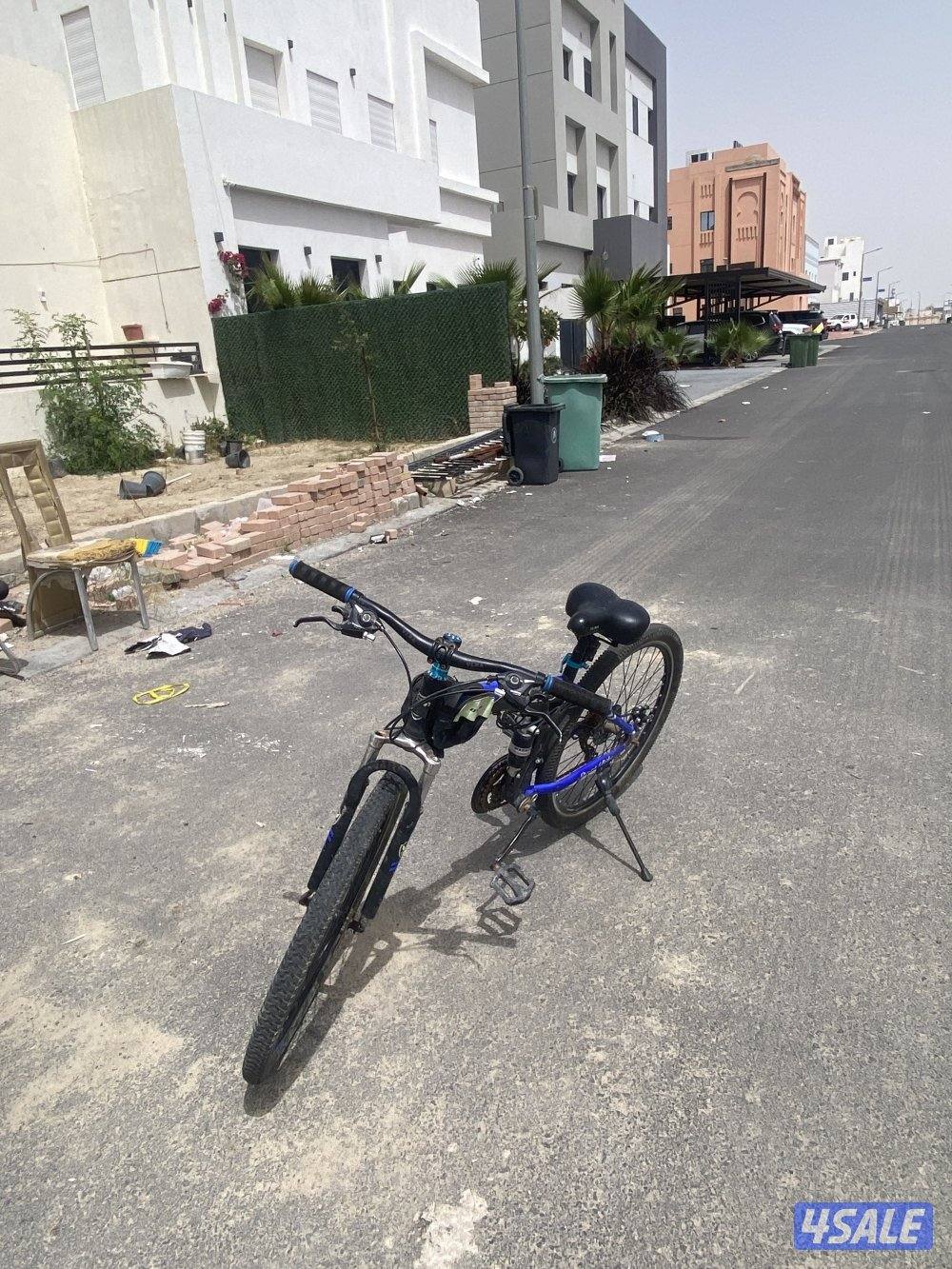 قاري مستعمل ما يحتاج شي0