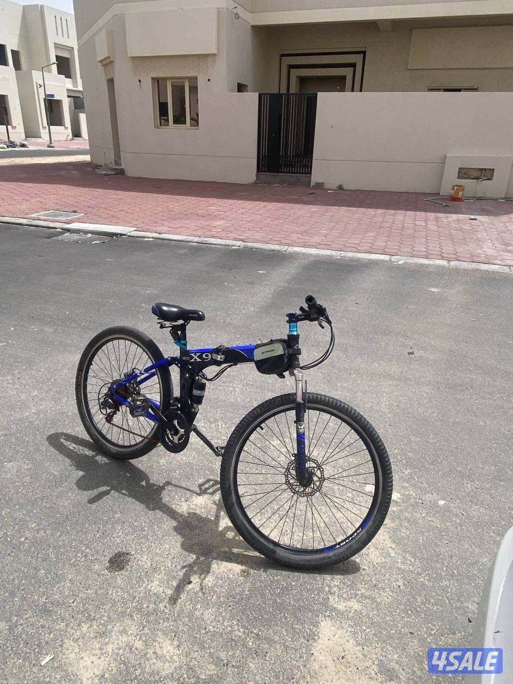 قاري مستعمل ما يحتاج شي1