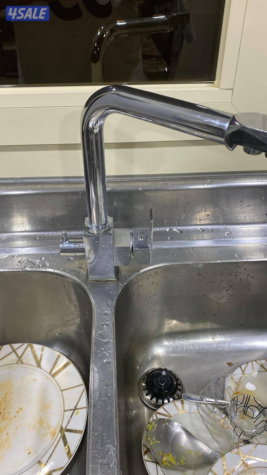 Professional Plumber - فني صحي0