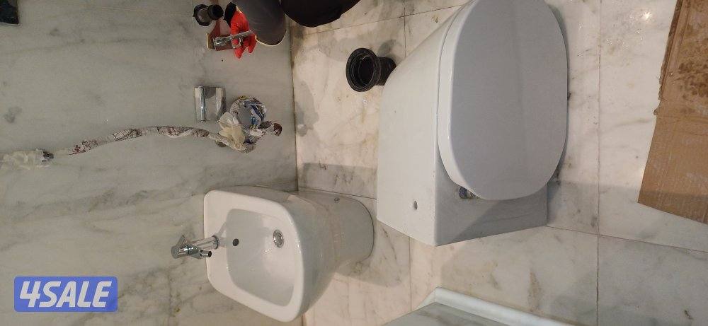 Professional Plumber - فني صحي15