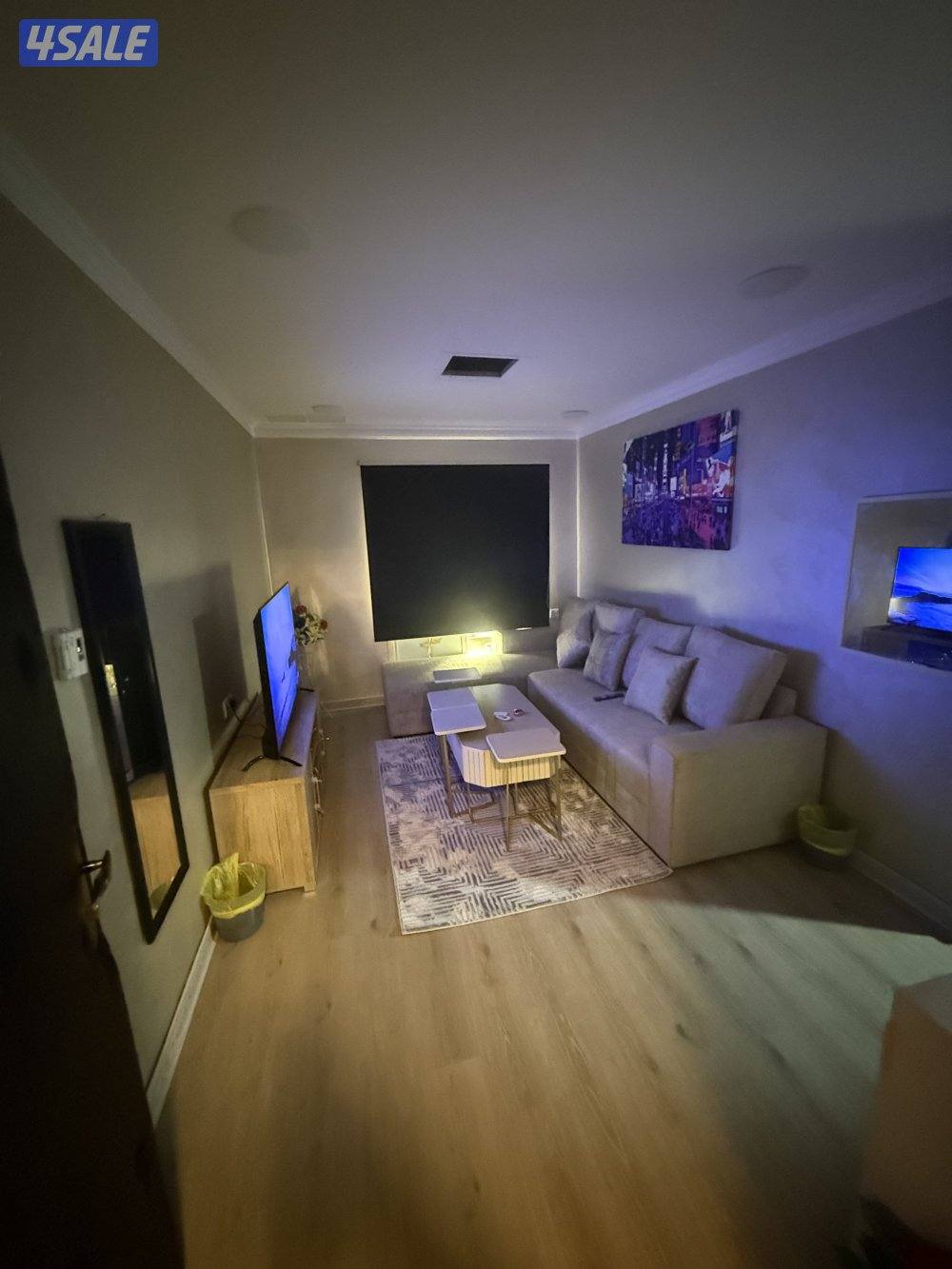 يوجد لدينا شقق الايجار غرفة وصالة ومطبخ وحمام1