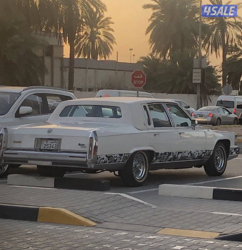 كاديلك ١٩٩٠1