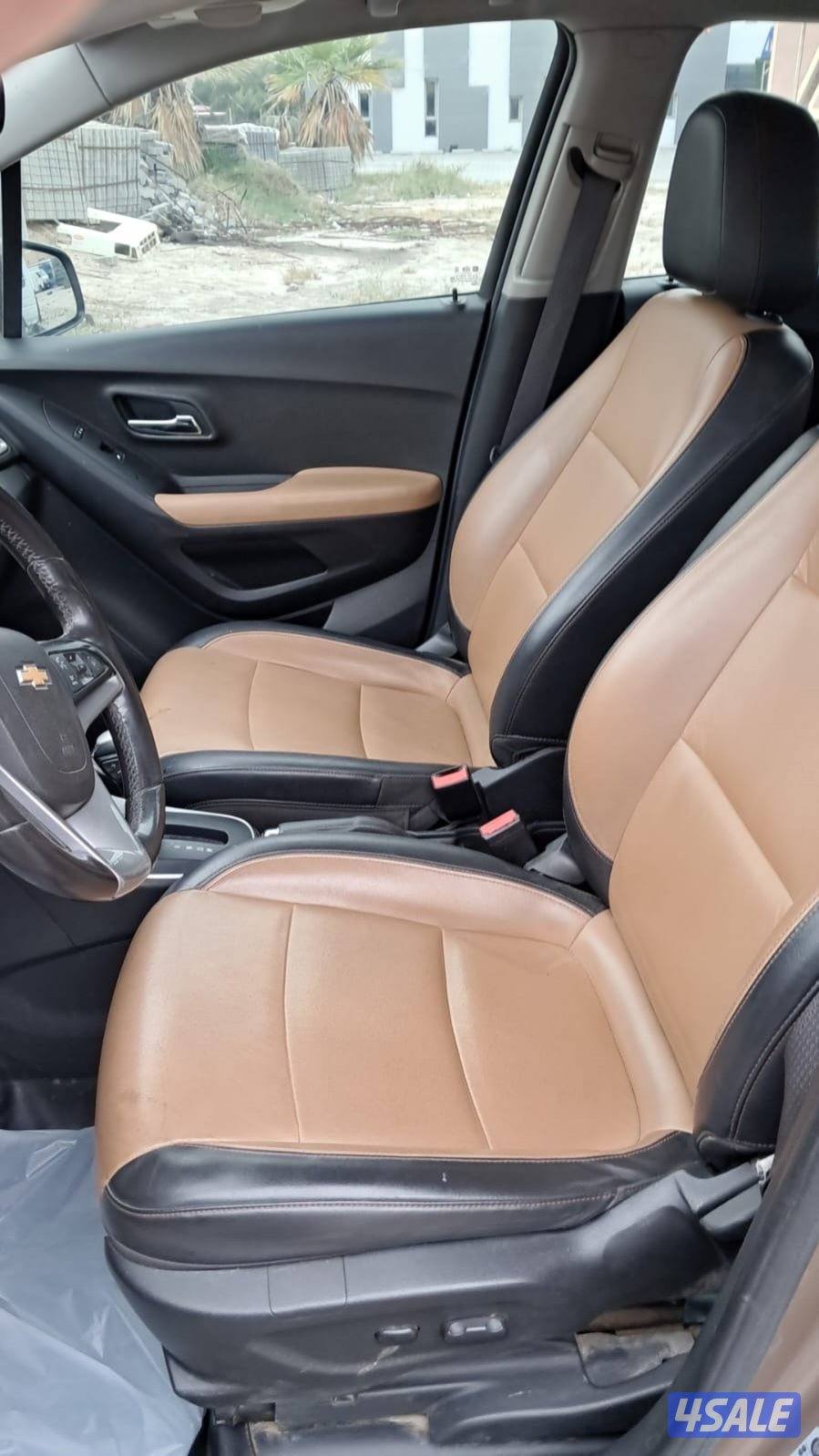 للبيع تراكس4