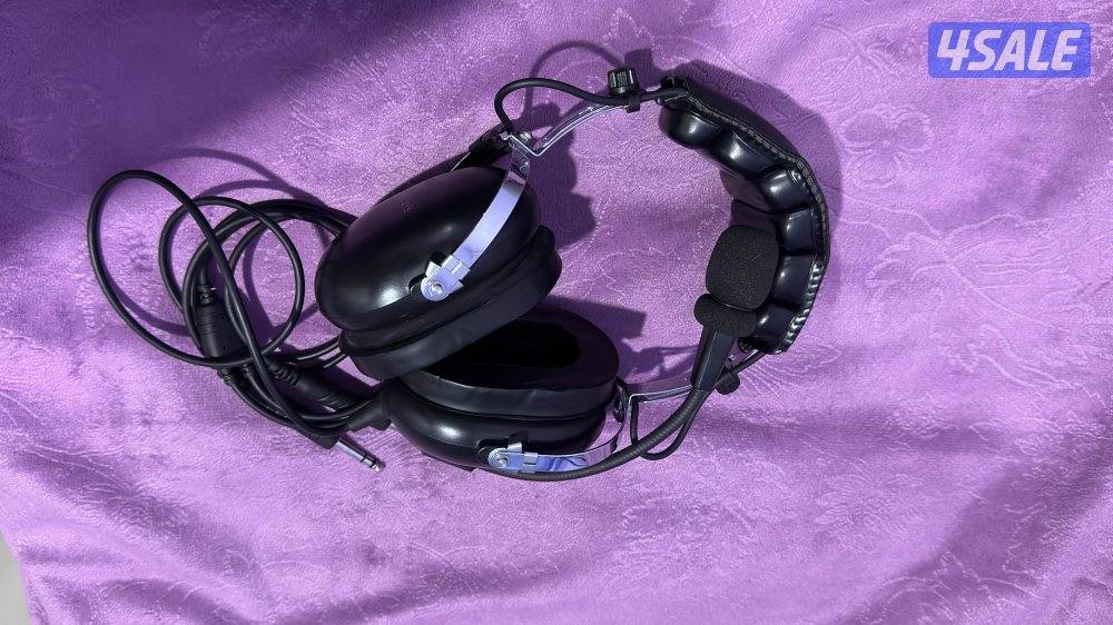 Pooley's general aviation headset , CRP-5, kneepad4
