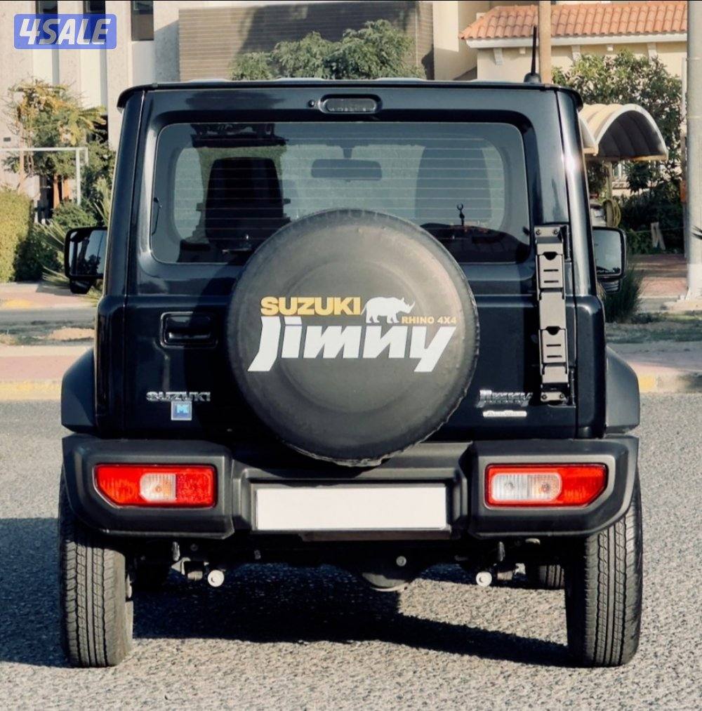 سوزوكي جيمني 2025 باب واحد عداد :9600 سيرفس منتظم تحت الكفاله 
خاليه م2