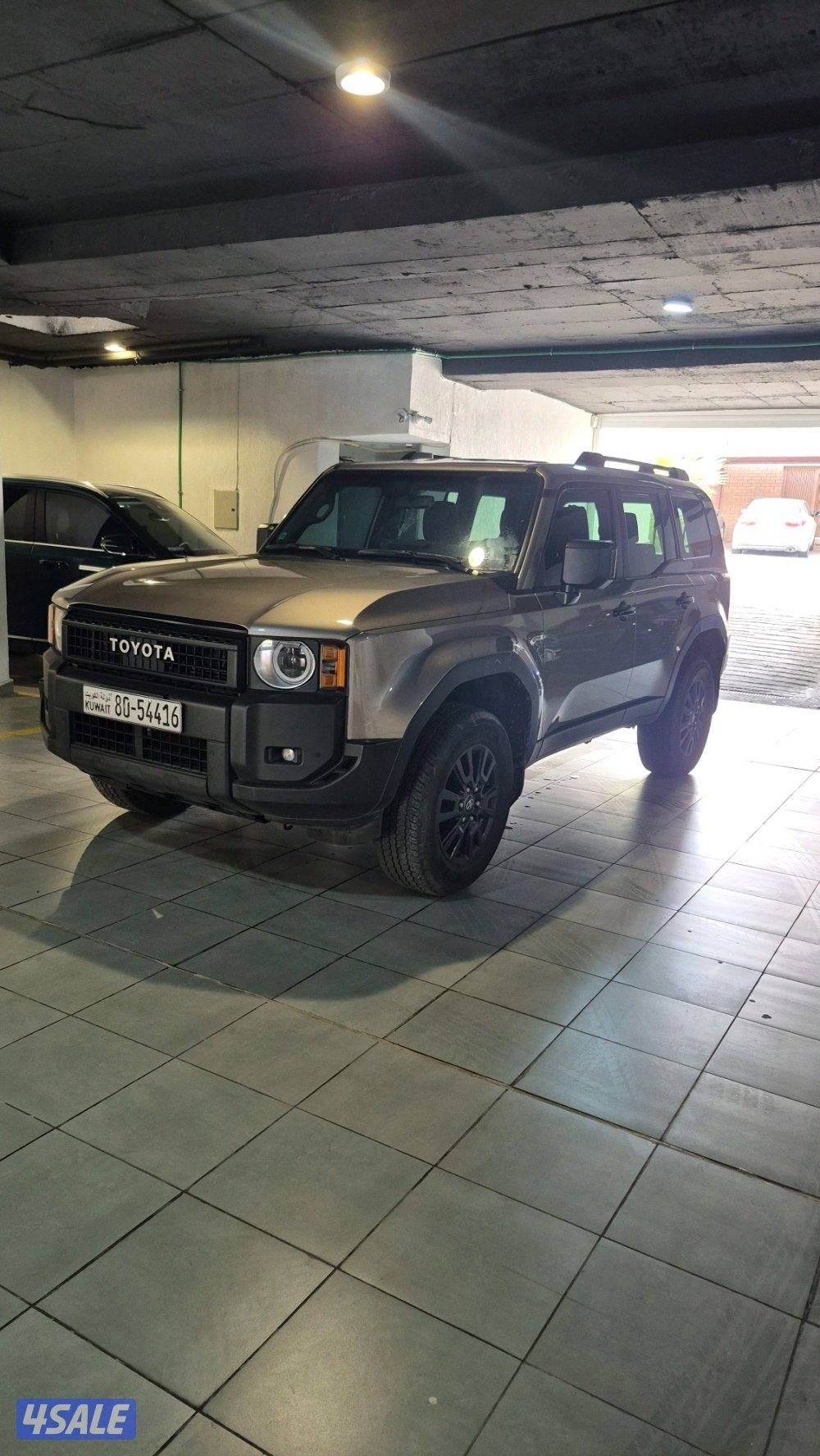 برادو BX 2024 صبغ وكاله تحت الكفاله حمايه فل بدي3