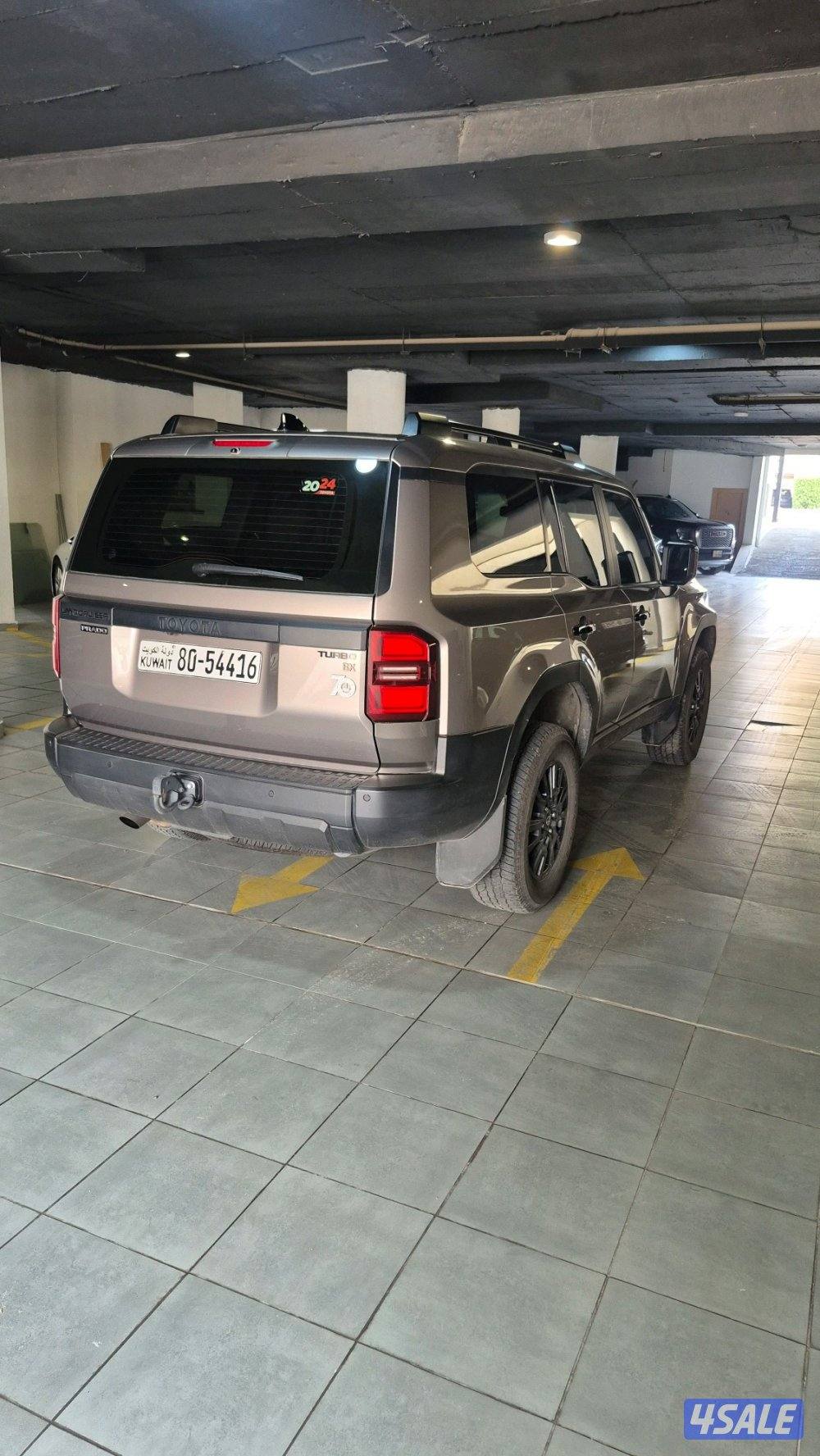 برادو BX 2024 صبغ وكاله تحت الكفاله حمايه فل بدي5